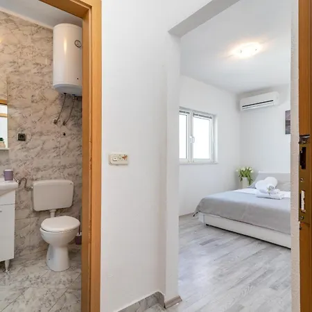 Aldino Konukevi 3*